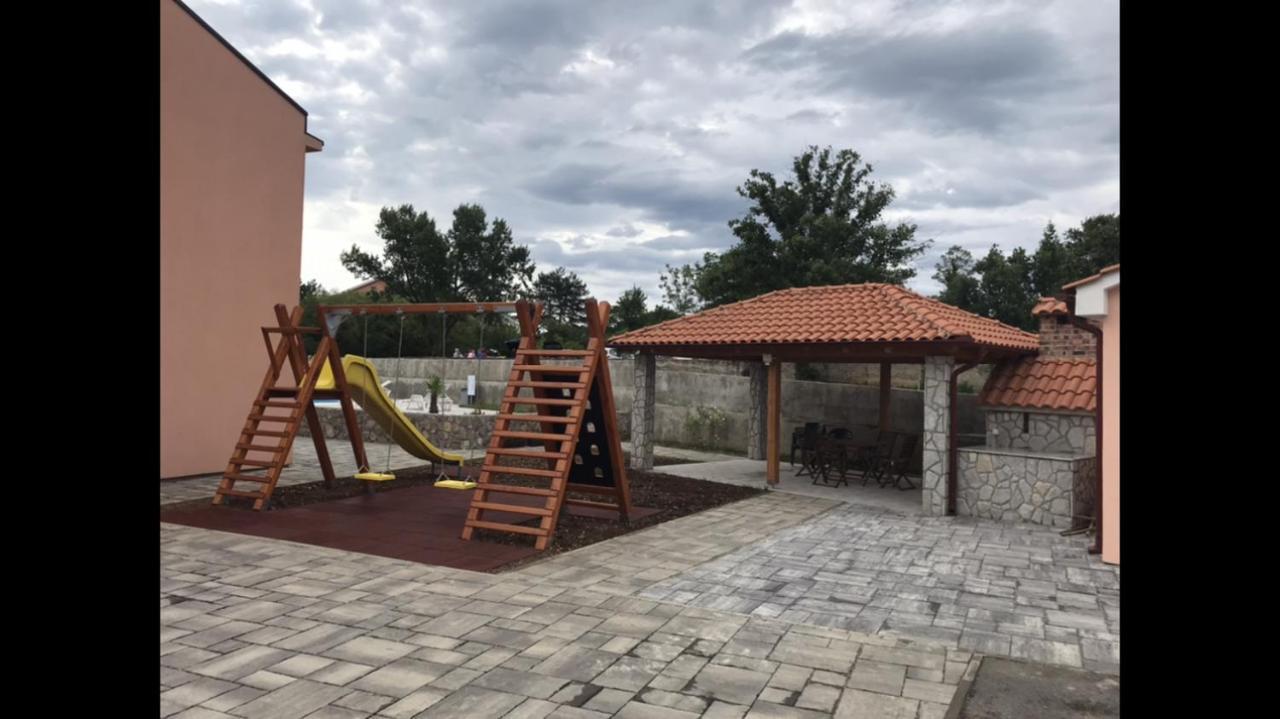 Apartments Kuk Šilo Kültér fotó