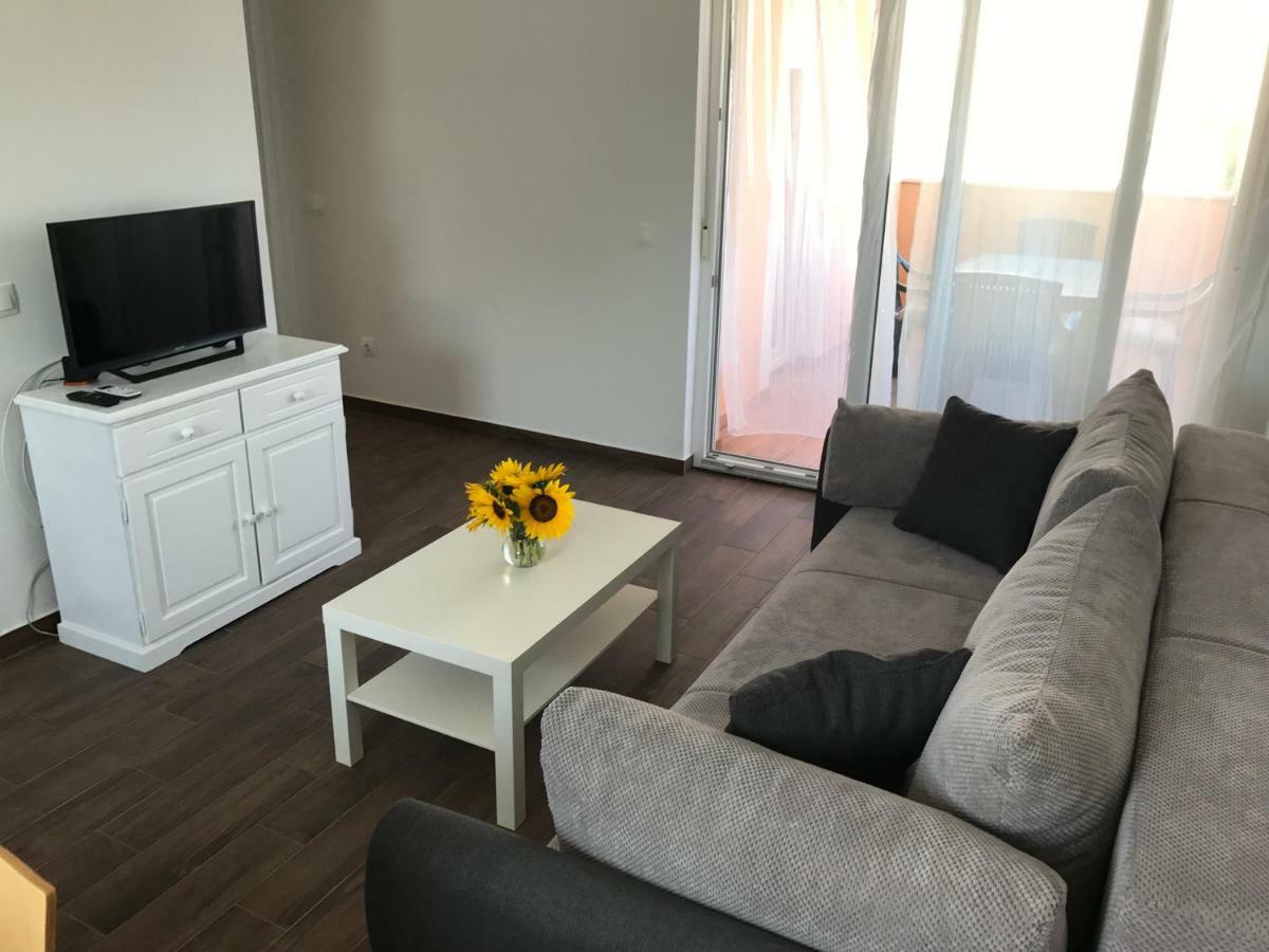 Apartments Kuk Šilo Kültér fotó